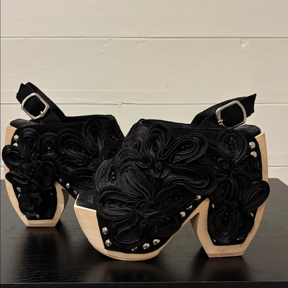 Jeffrey Campbell Wood Platform Satin Floral Jeweled Suede Clog/Sandals Size 6 - Picture 4 of 10